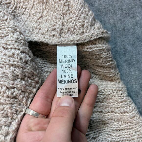 Aran Crafts Merino Wool Batwing Cape Chunky Knit Poncho Sweater Womens S/M Gray - Picture 8 of 9